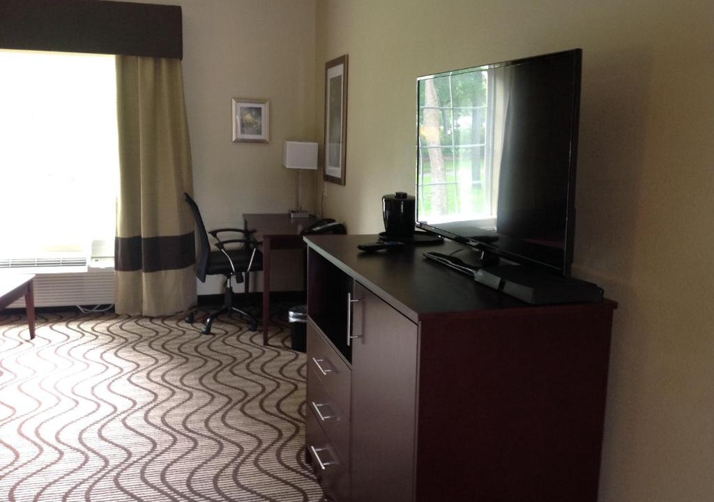 Jefferson Hotel | Executive Inn and Suites Jefferson