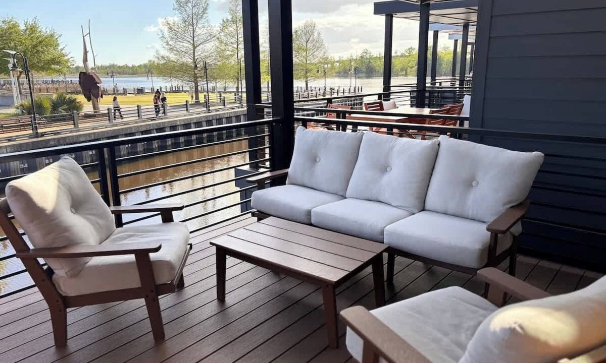 River District Boat Rental | Fairway @ The Cove Riverwalk Villas