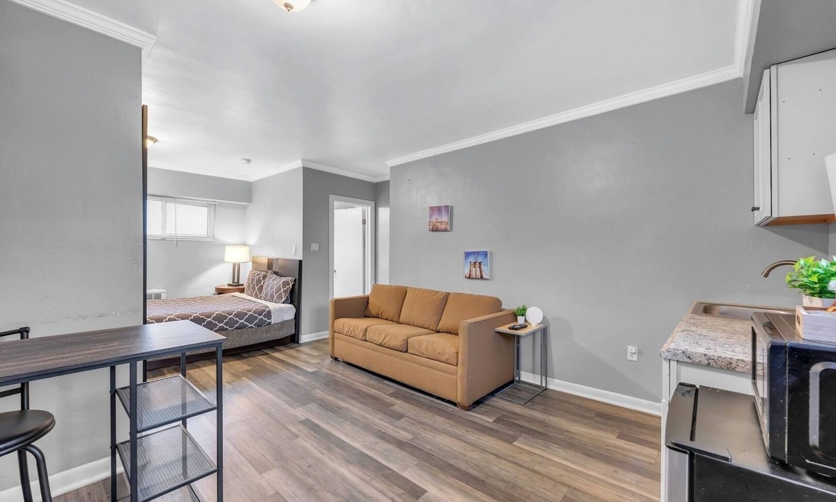 Riverview Apartment | Family-friendly Room for 4 High-speed Wi-fi !