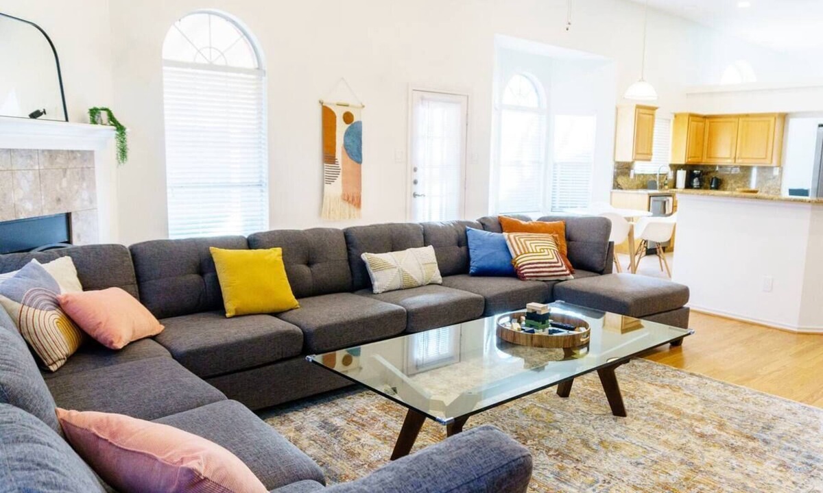 Frisco House | Family Friendly Single Story w/Garage & 2King Beds