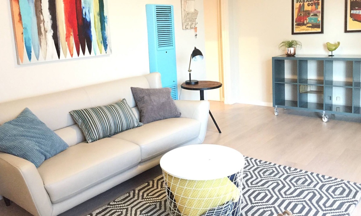 Palms Apartment | Fantastic Palms/ Culver/ Venice. 1 bedroom apartment.