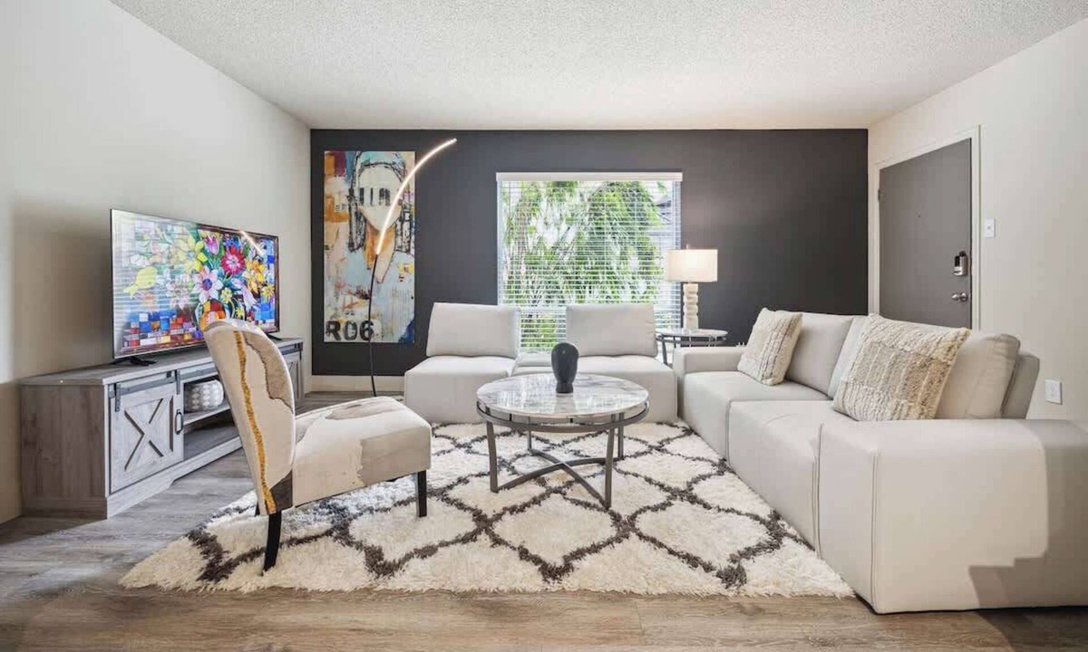 Uptown Apartment | FIFA Dream Residences | 2 Beautiful Apts Galleria
