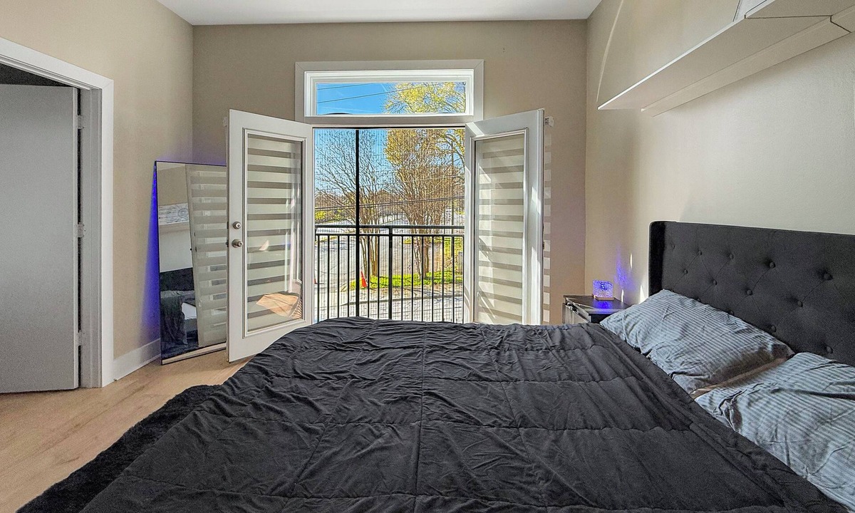 Mechanicsville Apartment | FIFA Ready Loft-Style 1BR Steps from Mercedes-Benz Stadium