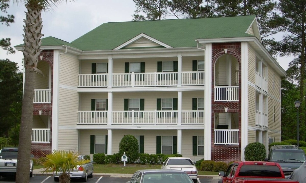 Carolina Forest Condo | First Floor Luxury 1,350 Sq Ft First Floor Condo w/No Steps