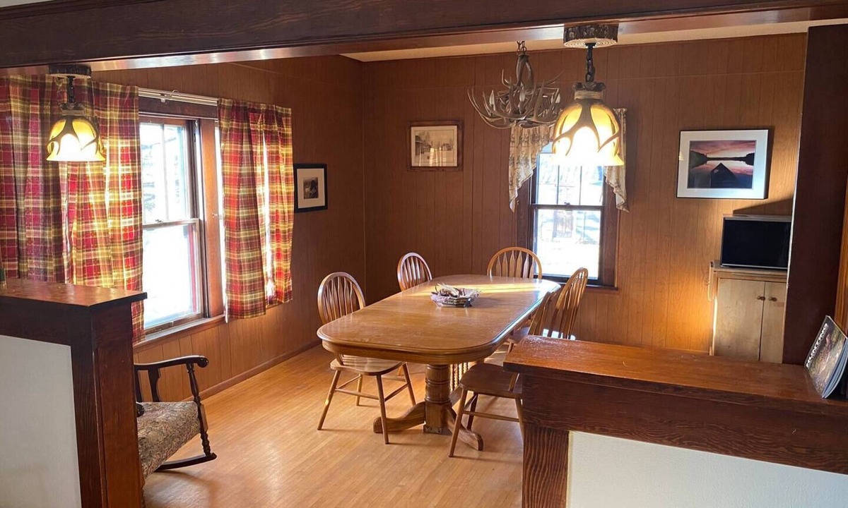 Ashley House | For the family. For the adventure.