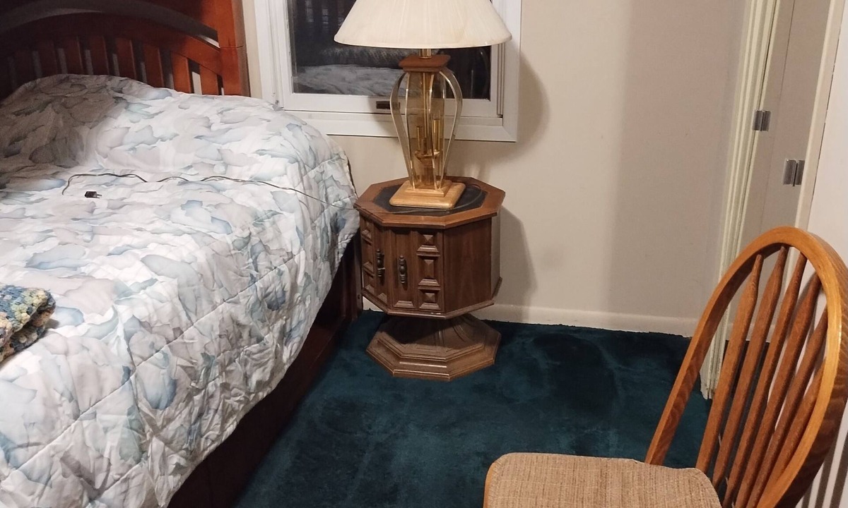 Macomb House | Forget your worries in this spacious and quiet Country setting.