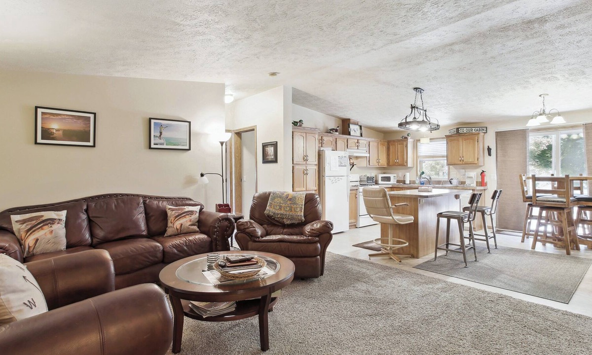 Fort Smith House | Fort Smith Vacation Rental Near Bighorn River
