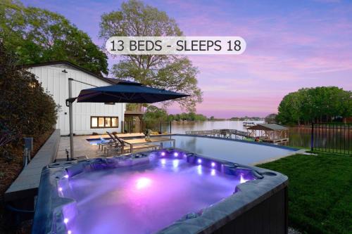 Westport House | Fox Run w/Heated Pool & Optional Boat Rental