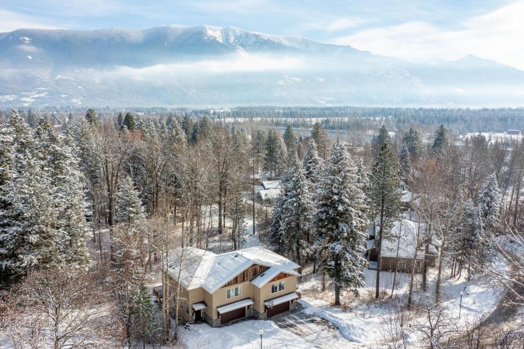 Columbia Falls House | Fox Trail