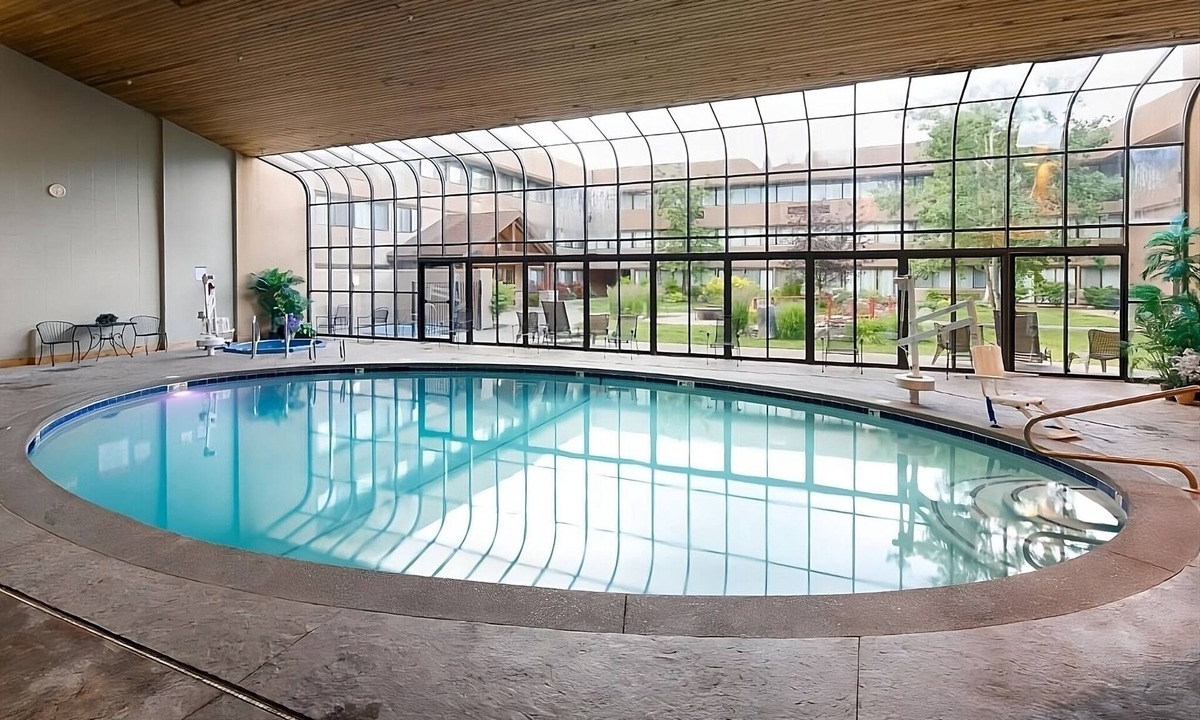Kalispell Hotel | FREE Breakfast! Property Close to Hockaday Museum of Art, Pets are Welcome!