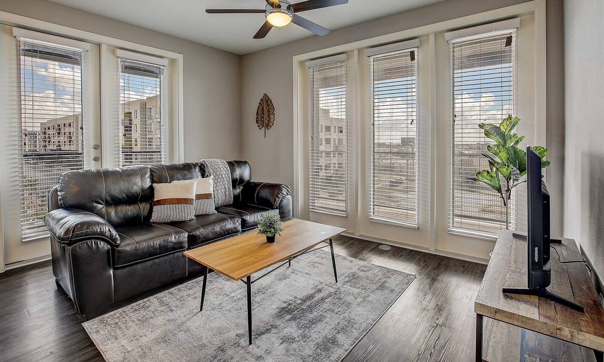 Highland Apartment | Frontdesk | 2 BR Apt near Bull Creek District Park