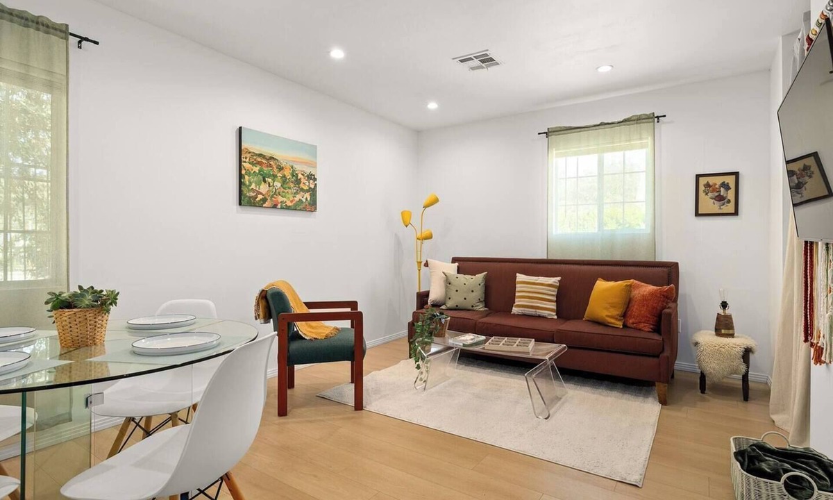 Atwater Village House | Gated Bungalow, 3BD, 2BTH, Park, Yard, Parking - Close to FIFA Fan Zone, DTLA