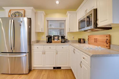 Georgetown House | Georgetown Family Getaway 1 Mi to Front Street