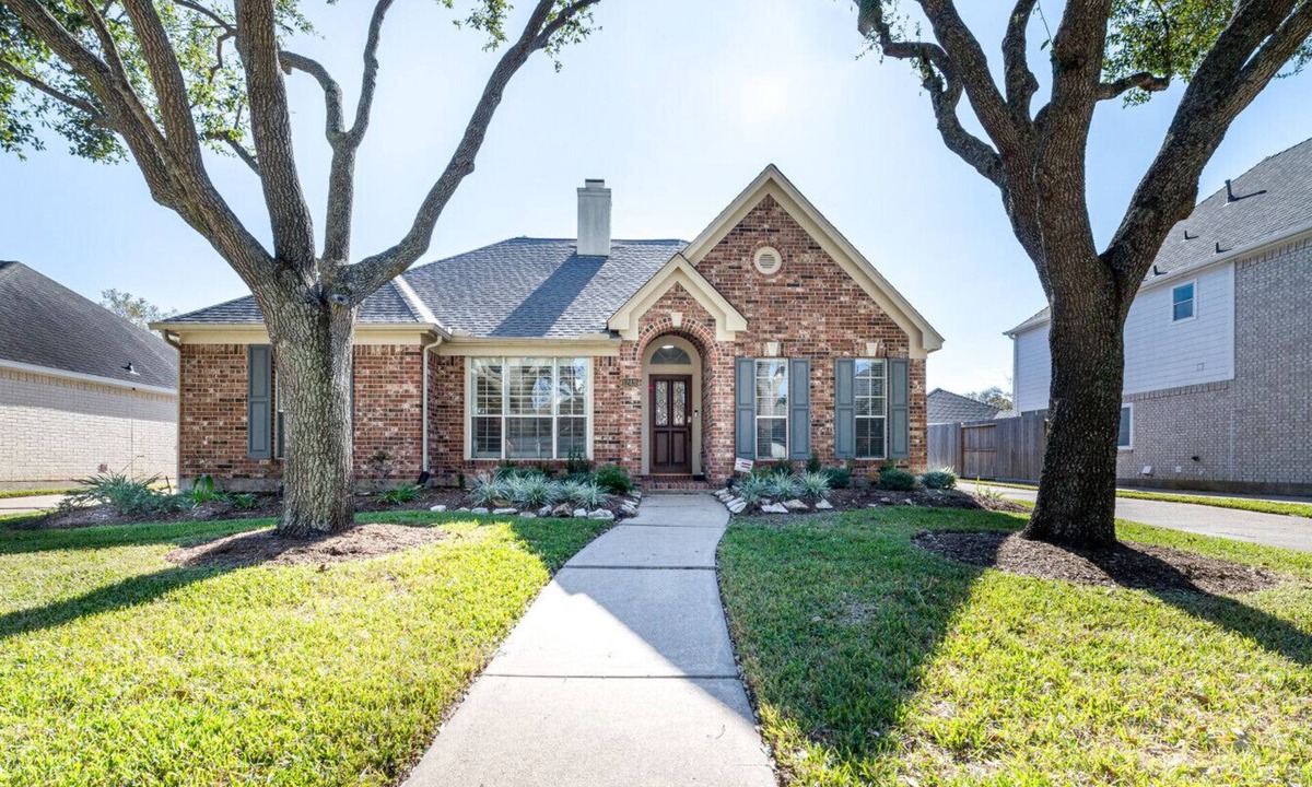 George Bush Park/Eldridge House | Glamorous 4BR Home in West Houston-Prime Location