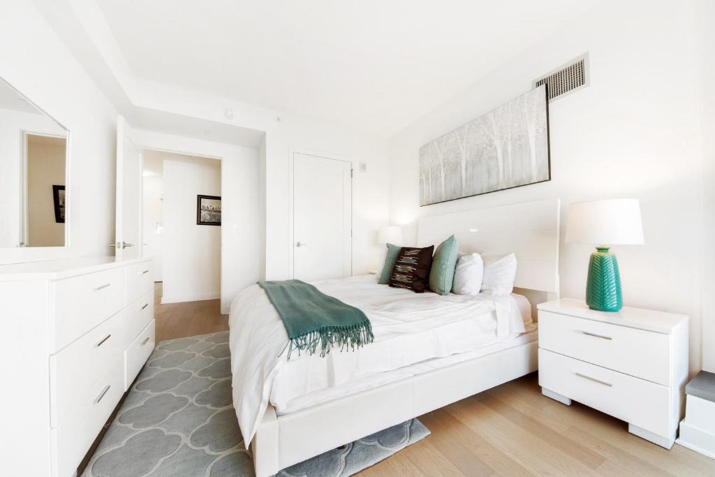 Penn Quarter Apartment | Global Luxury Suites at Penn Quarter