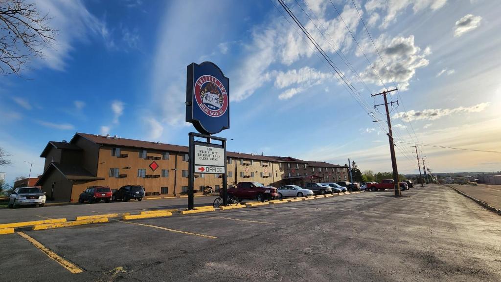 Great Falls Hotel | Grizzly Inn
