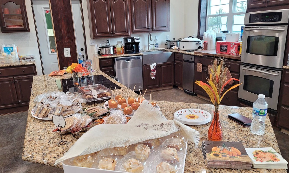 Lingle Other | Guest Ranch King Room with Activities/Experieces available