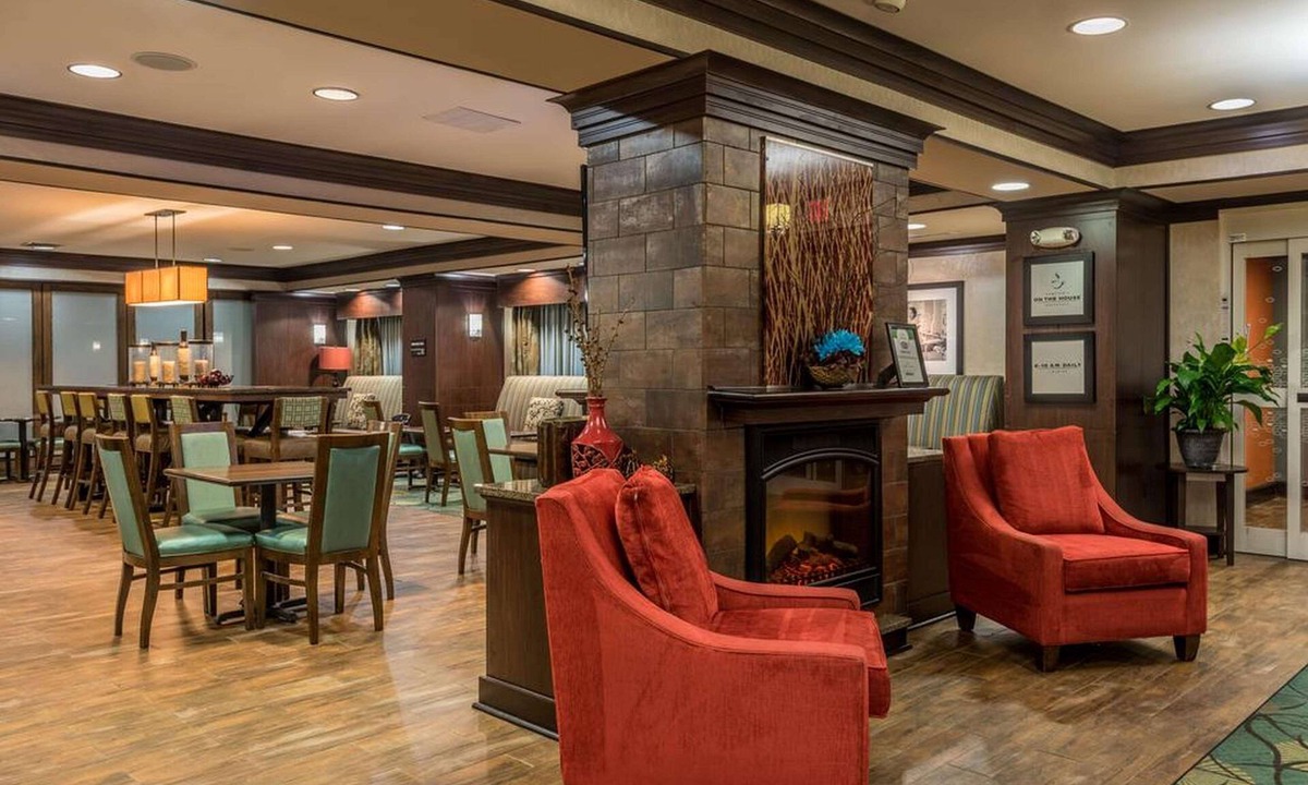 New Albany Hotel | Hampton Inn New Albany