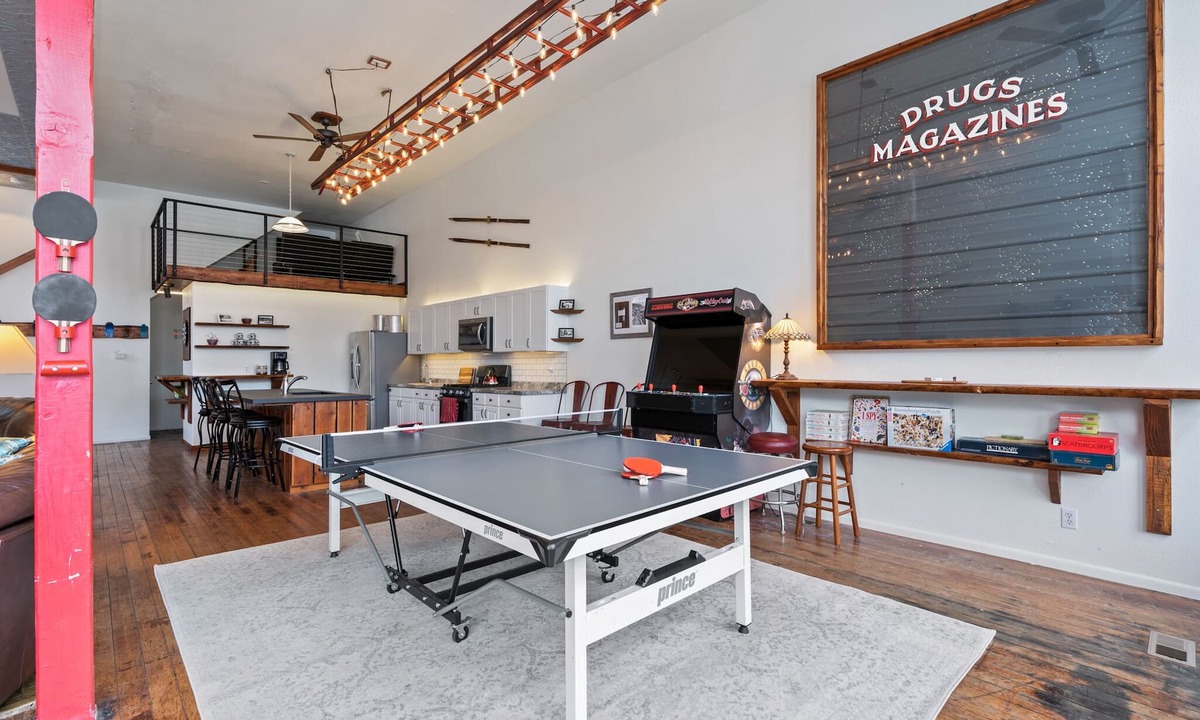 Mullan House | Harwood Mullan - BEST for FAMILYS - LOOKOUT