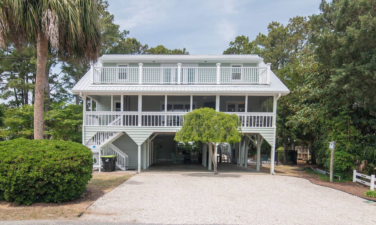 North Litchfield Beach House | Hawksnest Bay-Beach Walk Oasis with Private Pool