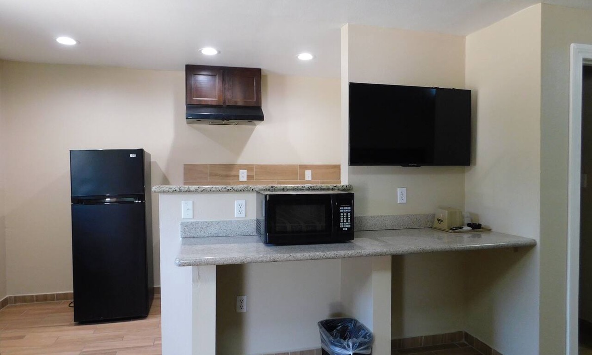 Eagle Pass Hotel | Hillcrest Motel