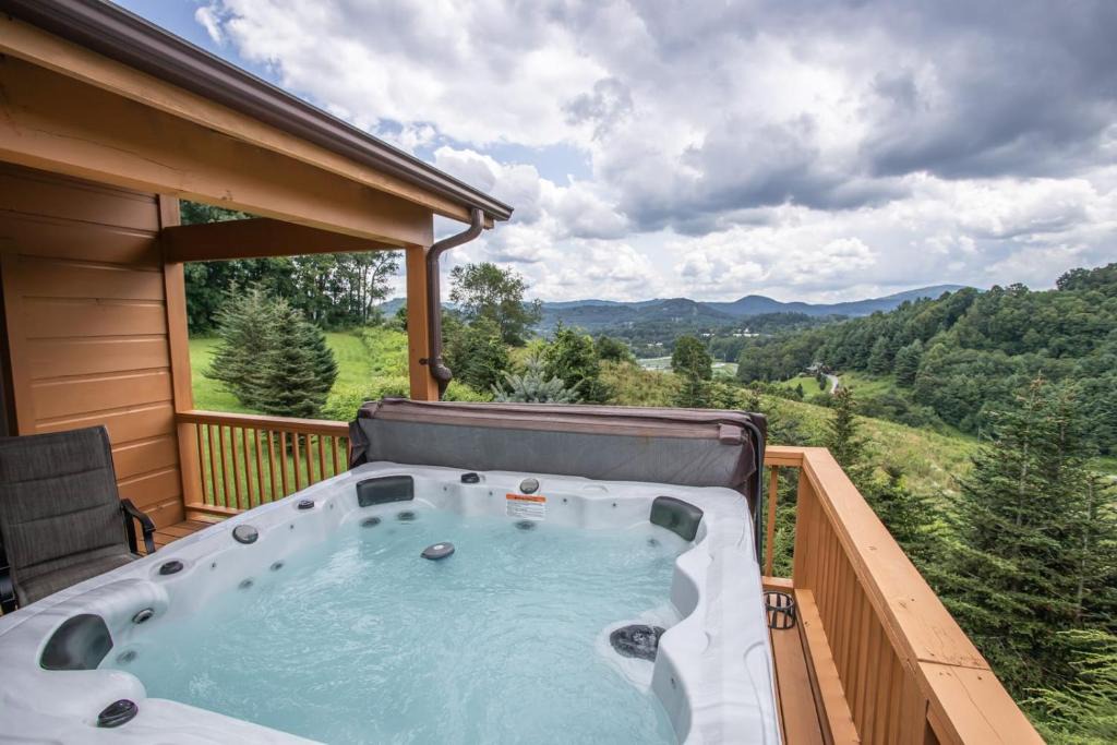 Boone House | Hilltop Haven