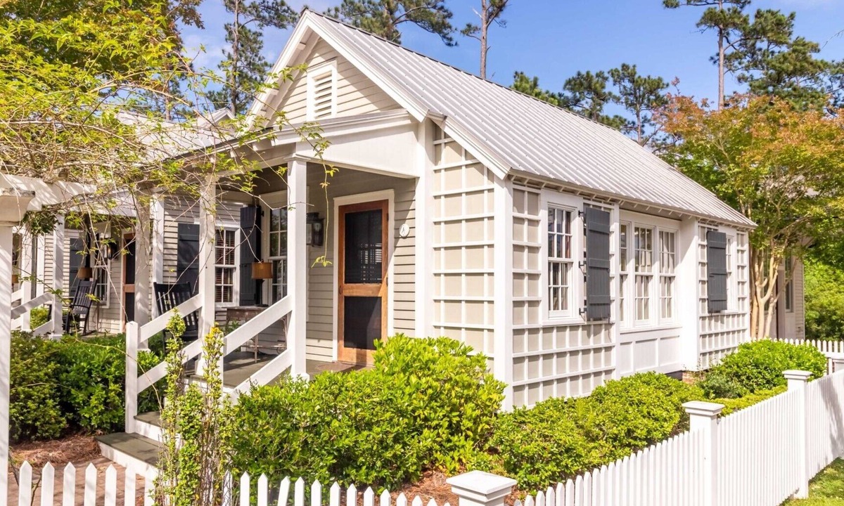 Oriental Cottage | Hinkley Cottage, Quaint w/Queen Bed – River Dunes