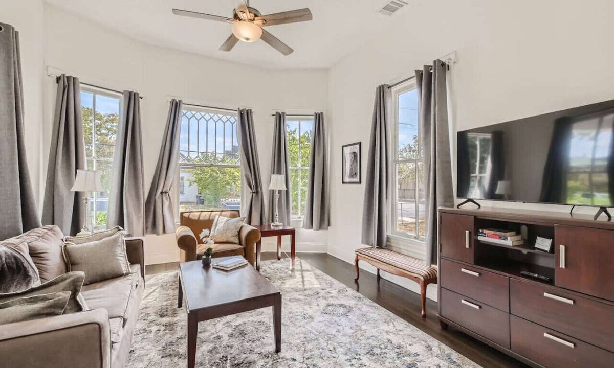Government Hill House | Historic Victorian 2 Mins from the Pearl District