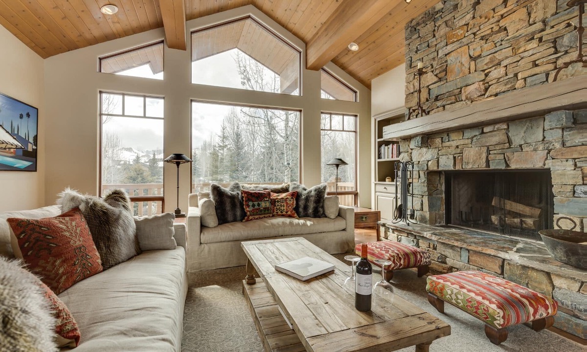 Elkhorn Village House | Holiday Dates Available! Impeccable Ski Home in Elkhorn Community with Mountain Views