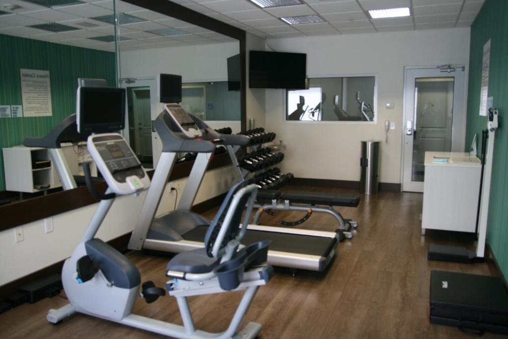 Clute Hotel | Holiday Inn Express Hotel & Suites Clute-Lake Jackson by IHG