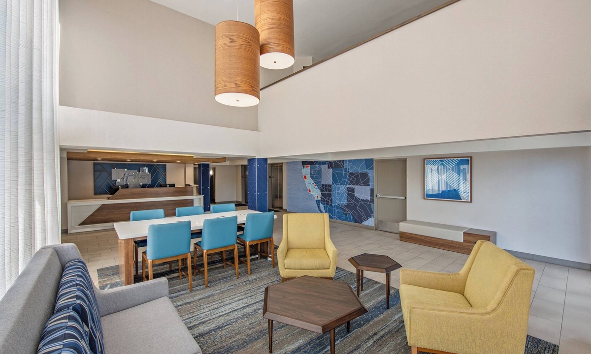 National City Hotel | Holiday Inn Express San Diego South - National City by IHG