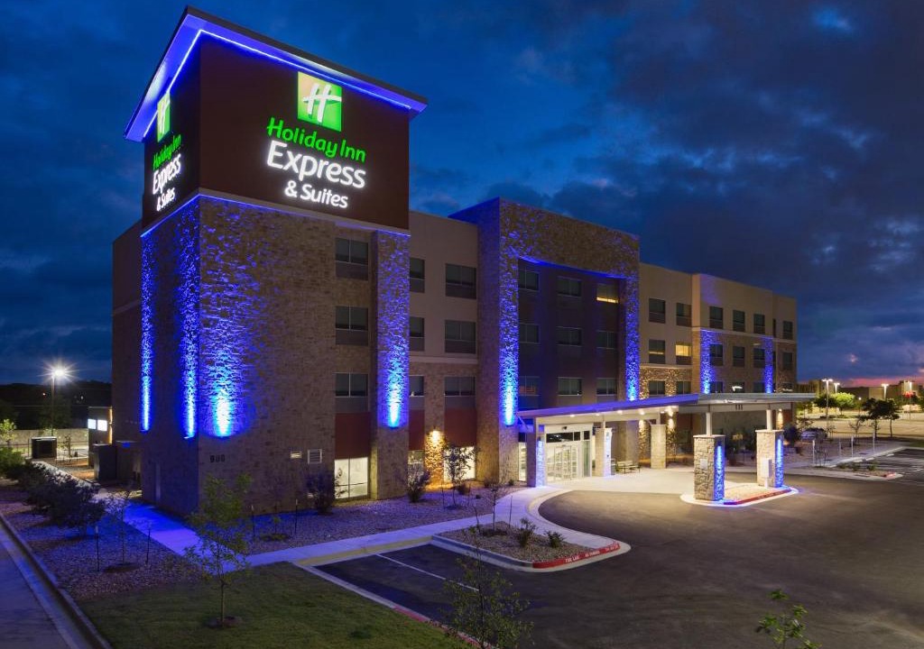 San Marcos Hotel | Holiday Inn Express & Suites - San Marcos South by IHG