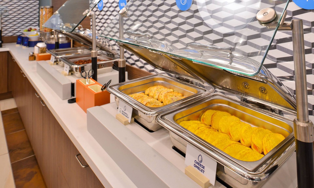 Forest Hotel | Holiday Inn Express & Suites Forest by IHG