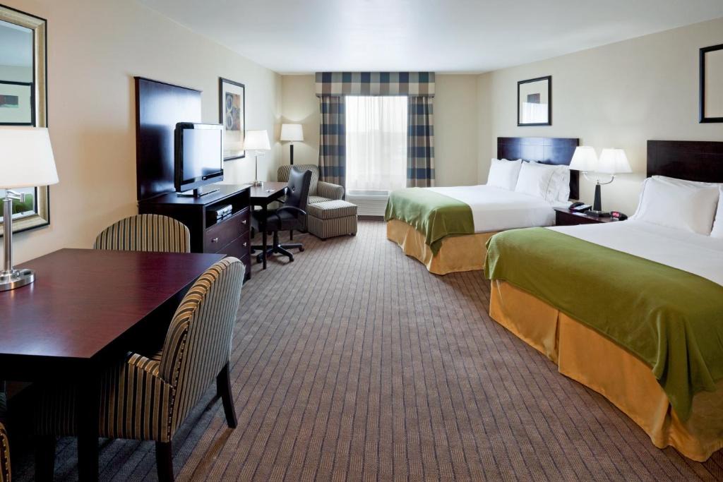 Cicero Hotel | Holiday Inn Express & Suites Syracuse North - Airport Area by IHG