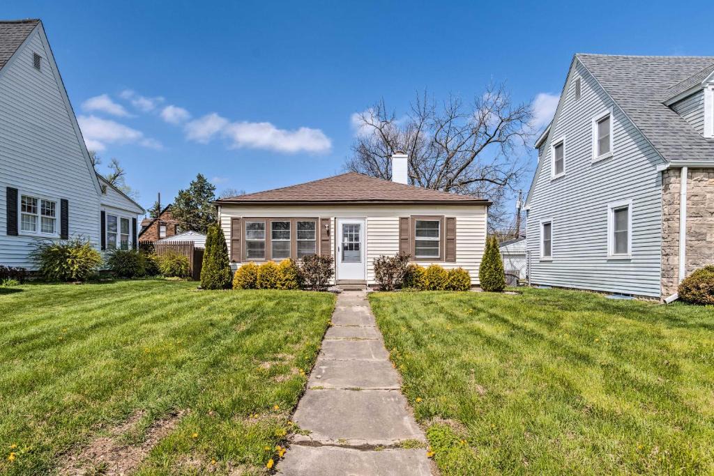 Speedway House | Home with Yard Walk to IMS and Speedway Main St!