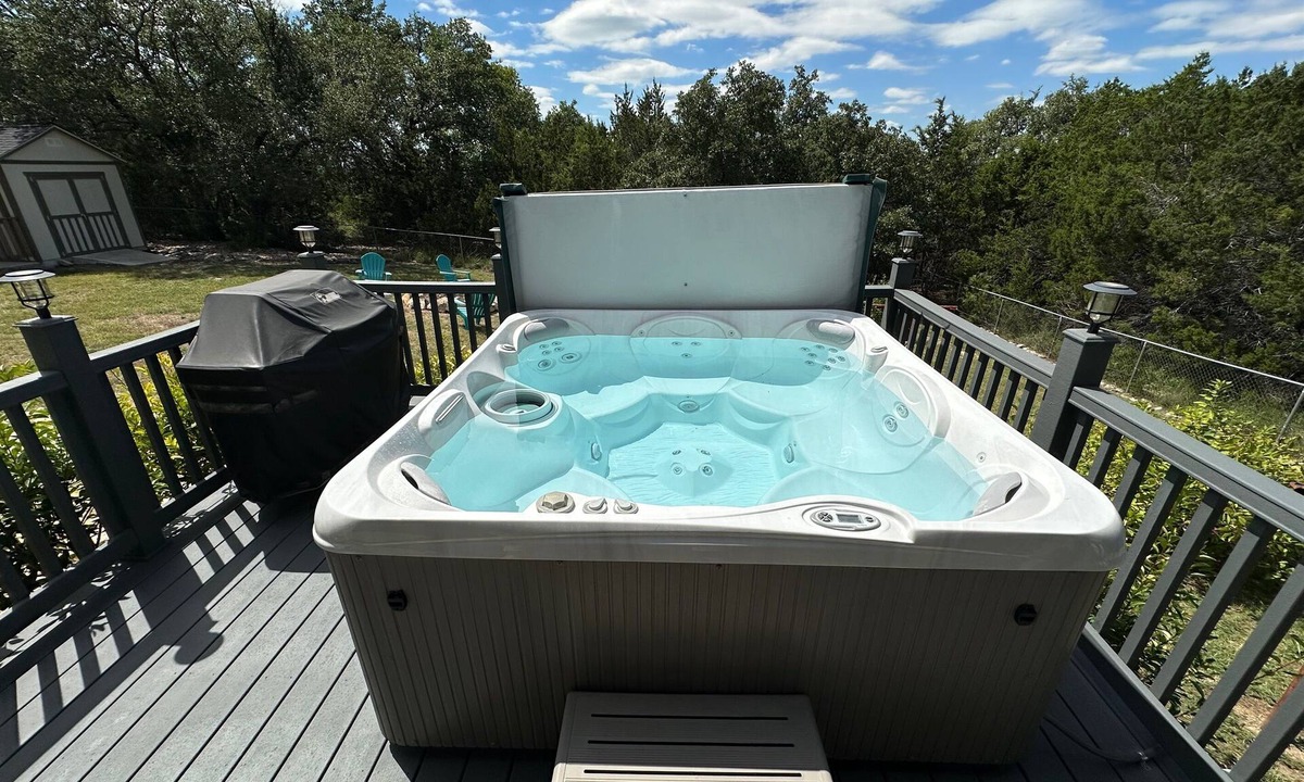 Fischer House | Honey's Lake House | Hot Tub: Your Perfect Getaway