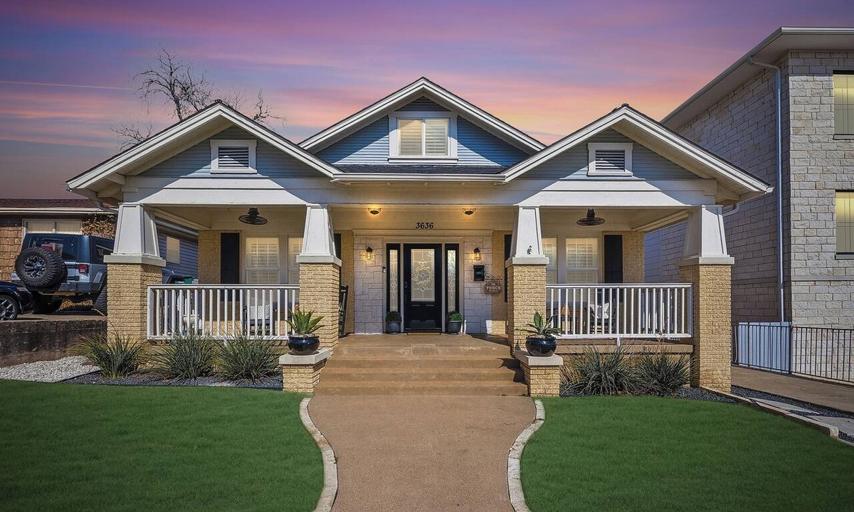 Fort Worth Cultural District House | Hot Tub | Steps to Dickies Arena | Private Parking