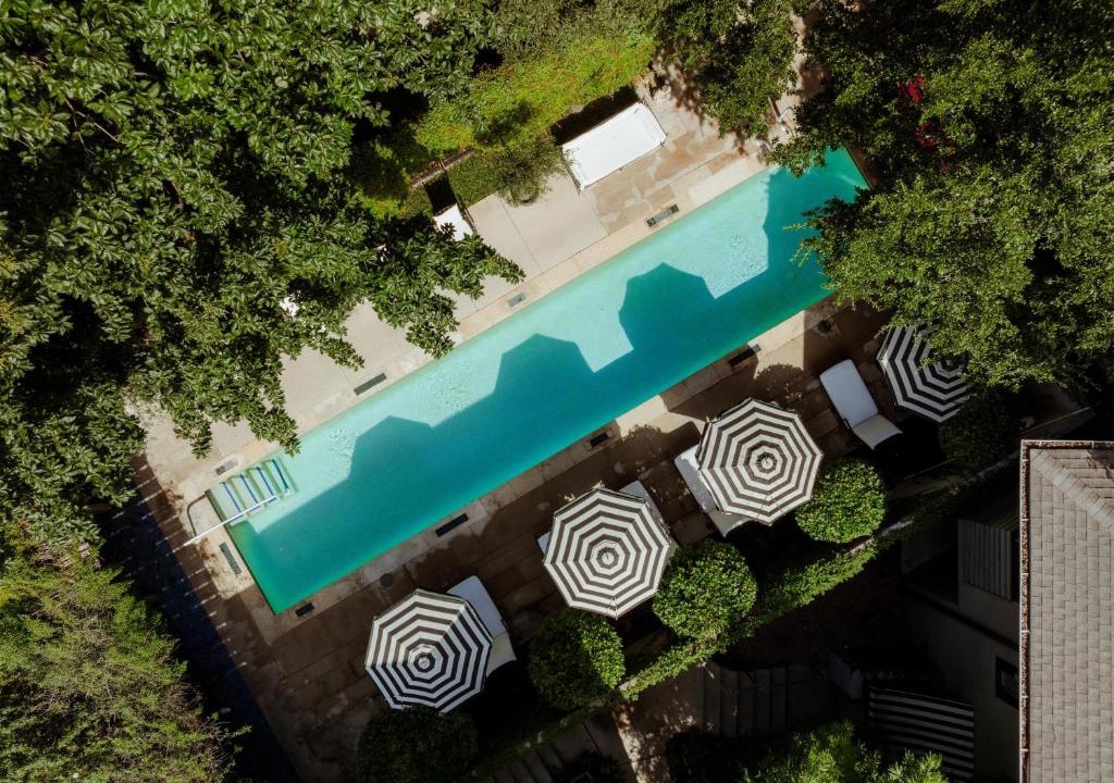 Travis Heights Hotel | Hotel Saint Cecilia