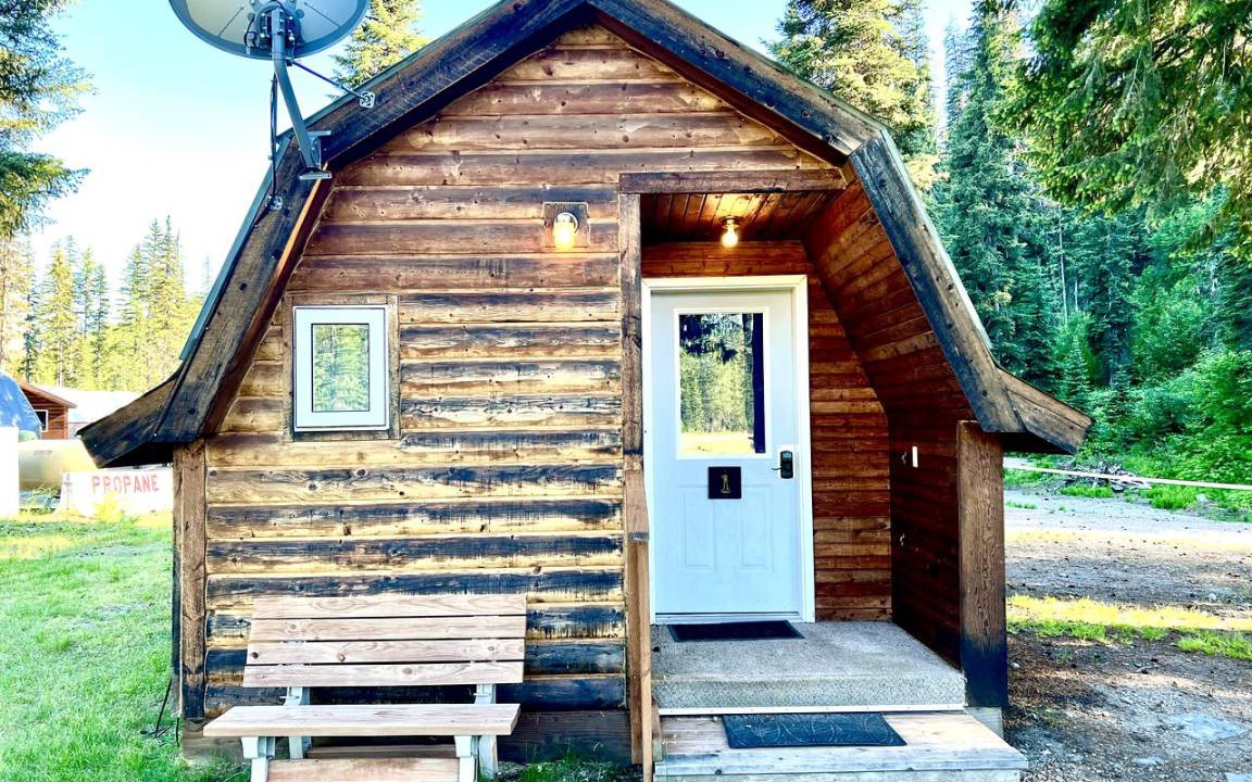 West Glacier House | House ∙ 1 bedroom ∙ 2 guests