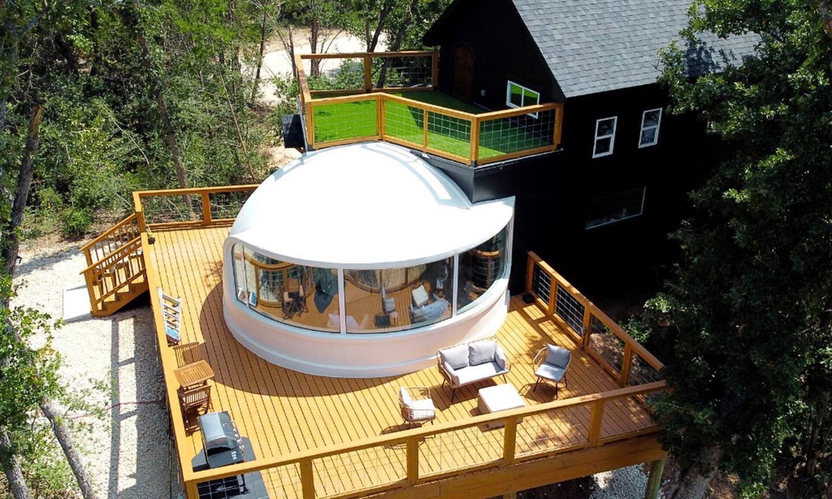 Paige Cabin | Impressive Unique Castle Dome with Spectacular Panoramic Views and Stunning Design in Elgin, Texas
