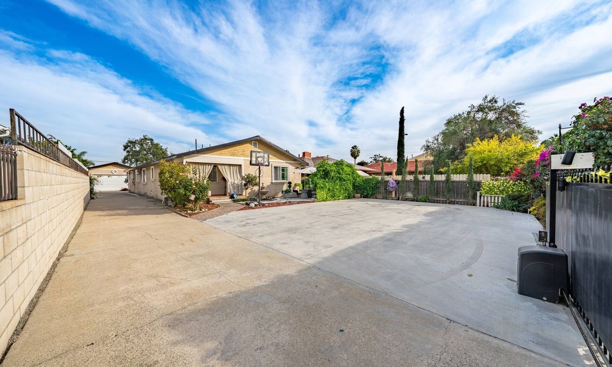 East Pasadena House | Jie's Bright 2B1B Near Caltech & Huntington