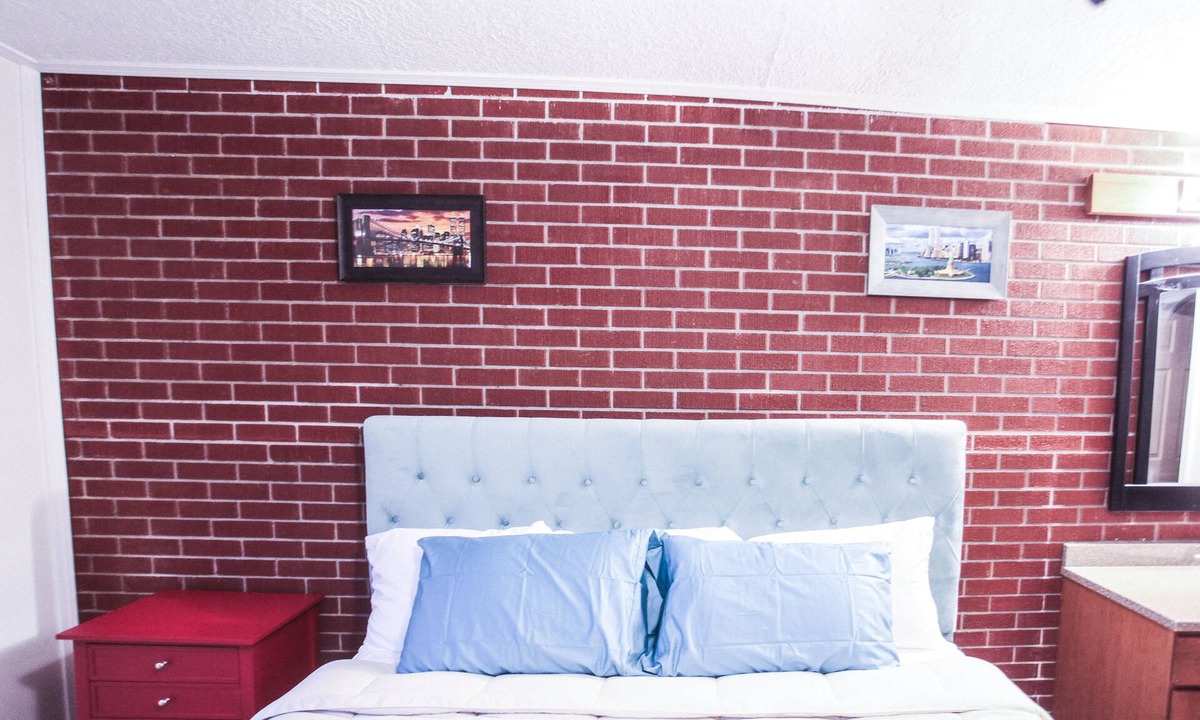 Rexburg Apartment | King Master Apartment East Apartment - Apartment # 9