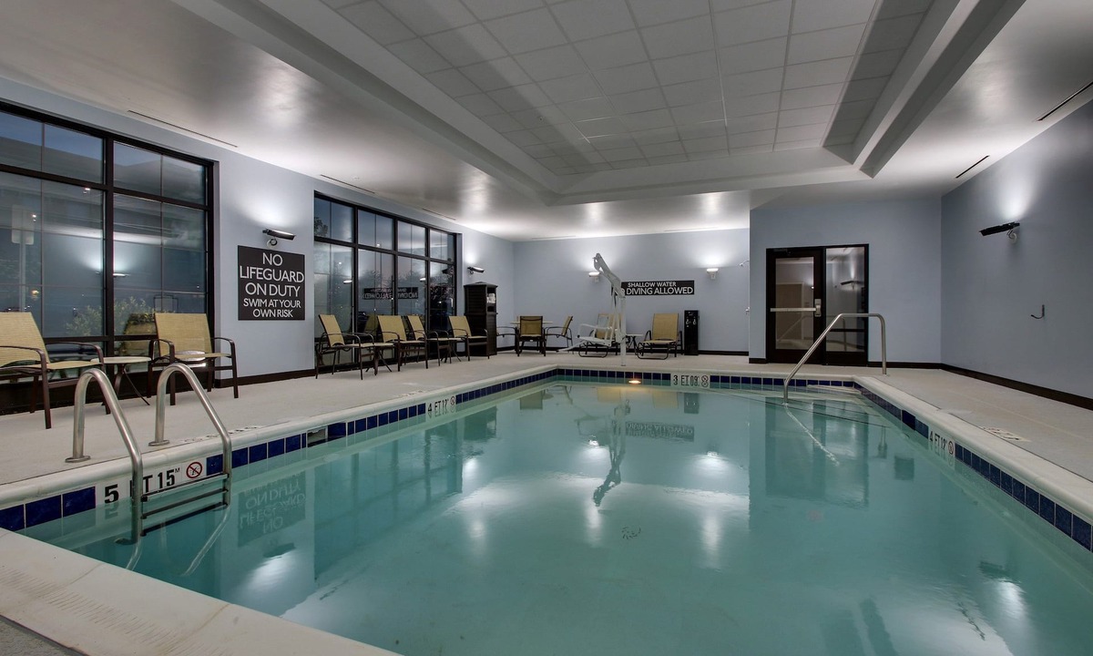 Rock Hill Apartment | King Suite Near Winthrop University! Free Breakfast Buffet. Indoor Pool