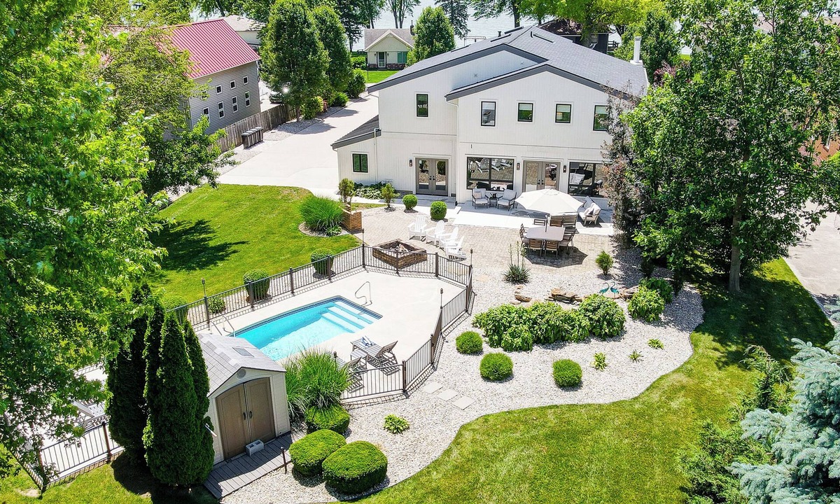 Celina House | Lake Retreat Near State Park — Seasonal Pool, Hot Tub, Boat Dock, Dogs Welcome