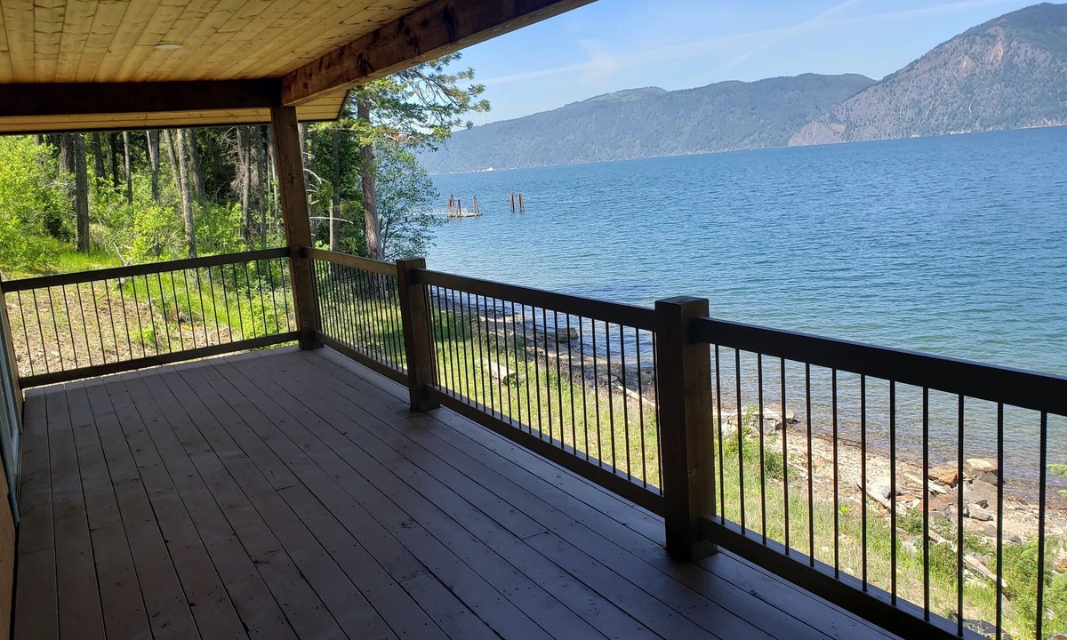 Bayview Cabin | Lakefront Cabin #2-REMOTE, RECOMMEND SUV/TRUCK, PRIMITIVE RD! Lake Pend Oreille
