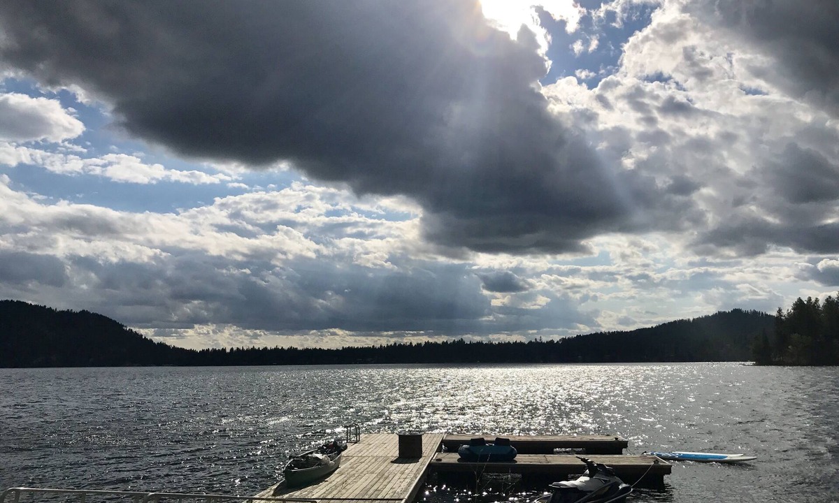 Loon Lake House | Lakefront Luxury on Deer Lake