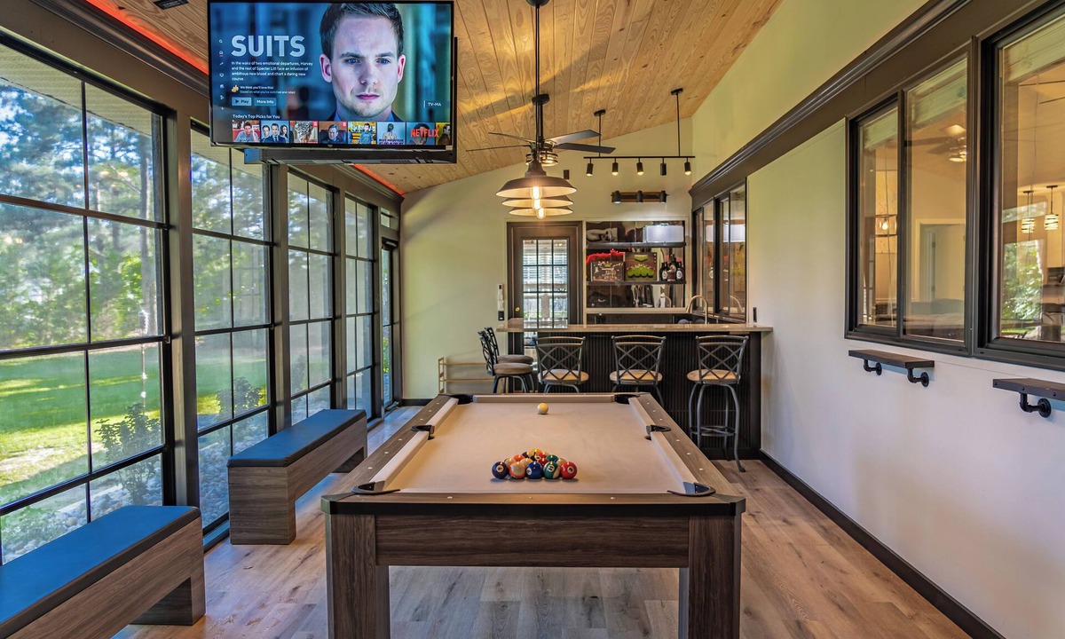 Vass House | Lakeside Golf & Getaway! A 4 Bedroom 2,545 Sq. Ft. Home that sleeps 9