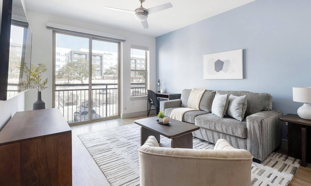 Scofield Farms Apartment | Landing | Amazing 1BD, Pool, Gym