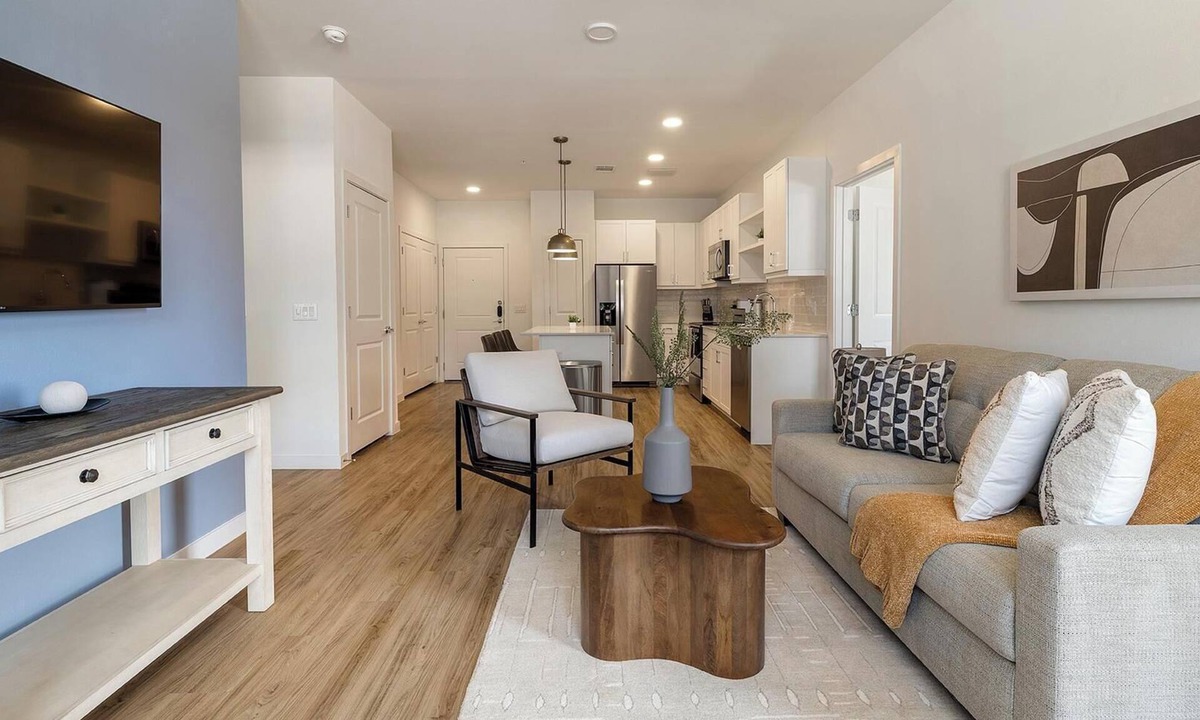 Austin Apartment | Landing | Amazing 2BD, Clubhouse, Gym