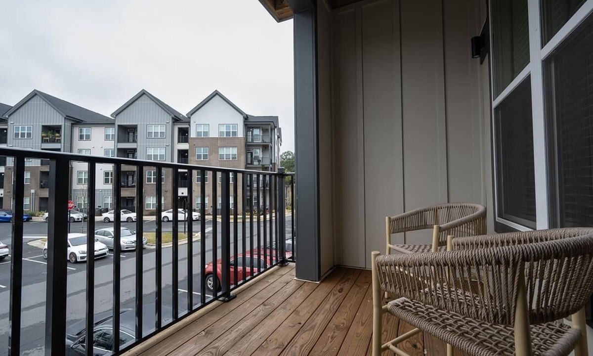 Huntersville Apartment | Landing at Abberly Liberty Crossing - 1 Bedroom in Henderson Circle
